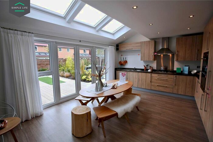 4 Bedroom Terraced House To Rent In Velveteen Crescent, Worsley, M28
