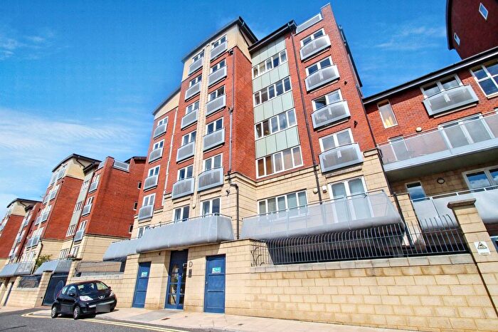 2 Bedroom Flat To Rent In City Road, Newcastle Upon Tyne, NE1