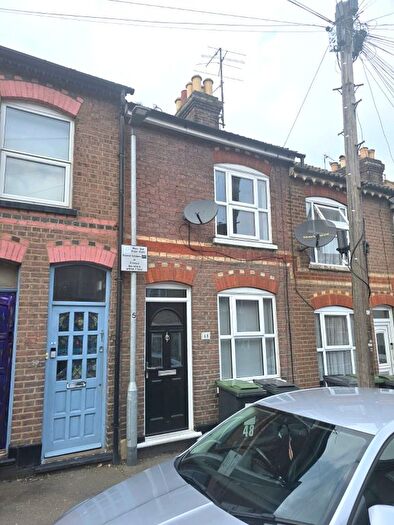 3 Bedroom Terraced House To Rent In Tavistock Street, Luton, LU1