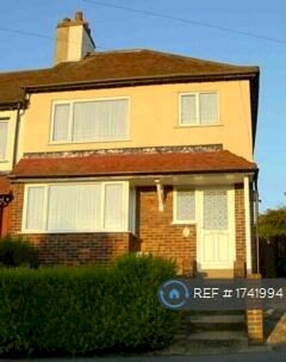 5 Bedroom End Of Terrace House To Rent In Bevendean Crescent, Brighton, BN2
