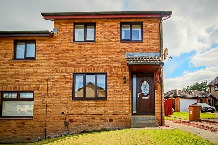 3 Bedroom Semi-Detached House To Rent In Bankton Park East, Muireston, Livingston, EH54