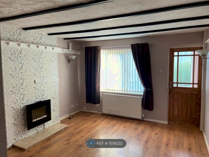 2 Bedroom Semi-Detached House To Rent In Lichfield Mount, Bradford, BD2