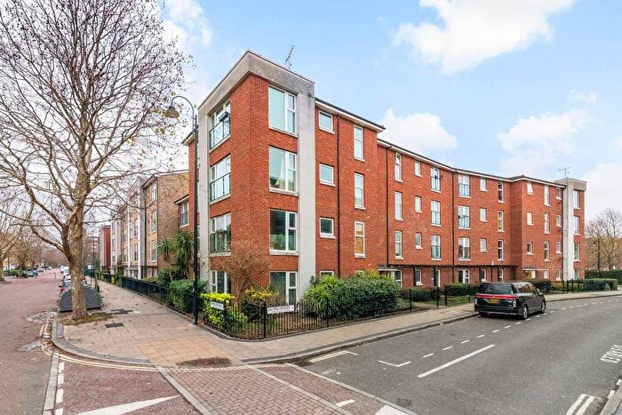 1 Bedroom Flat For Sale In Calypso Crescent, Peckham, London, SE15