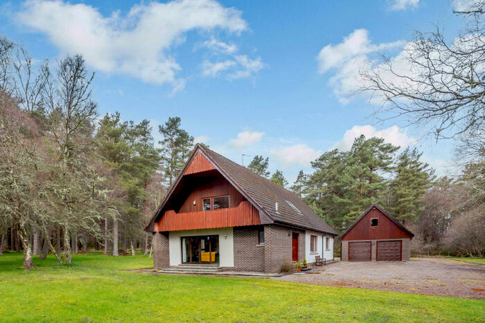 5 Bedroom Detached House For Sale In Daviot, Inverness, IV2