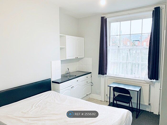 1 Bedroom Studio To Rent In Southampton Street, Reading, RG1