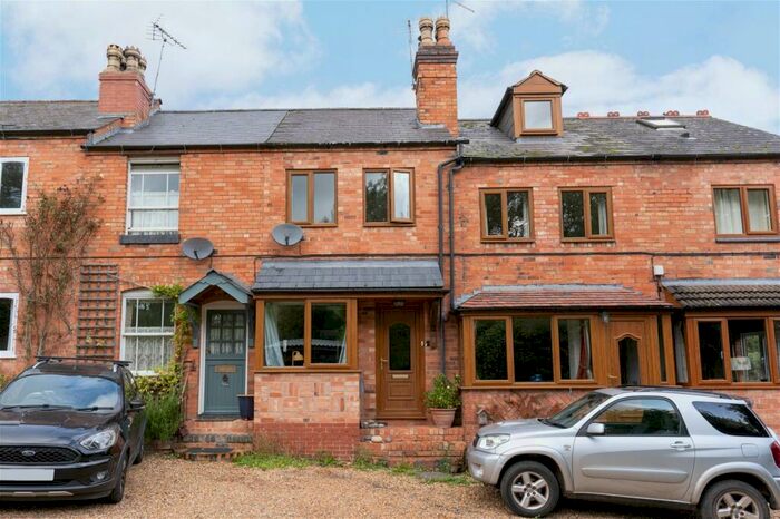 2 Bedroom Cottage For Sale In Withybed Green, Alvechurch, B48