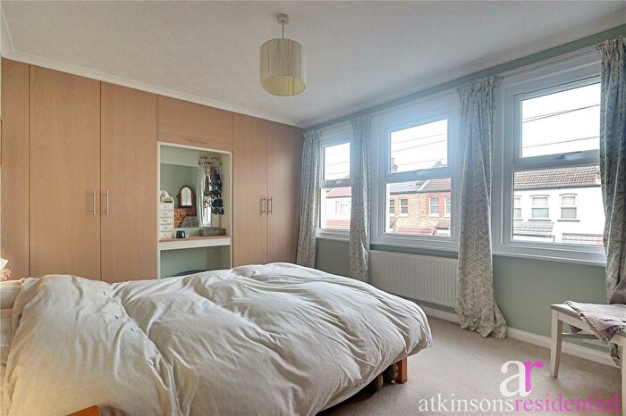 3 Bedroom Terraced House For Sale In Burlington Road, Enfield, Middlesex, EN2