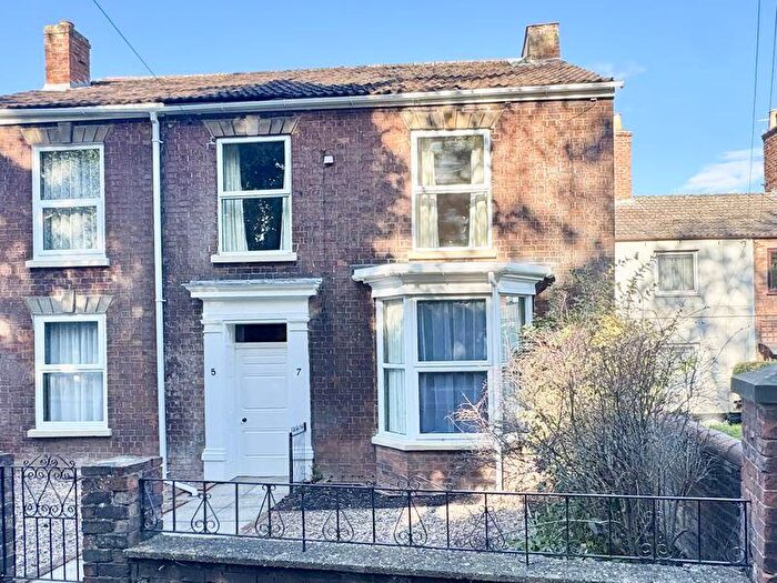 3 Bedroom Semi-Detached House For Sale In Eastfield Road, Louth, LN11