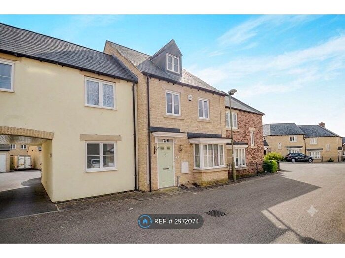 3 Bedroom Terraced House To Rent In Blackthorn Mews, Carterton, OX18