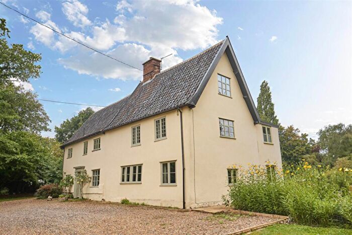 4 Bedroom Detached House For Sale In Upper Street, Gissing, Diss, IP22