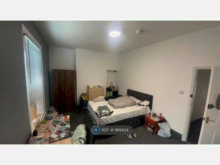 3 Bedroom Terraced House To Rent In Lambert Street, Hull, HU5