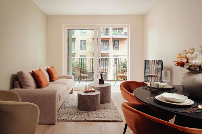 2 Bedroom Apartment For Sale In Beaufort Park, Caversham Road, Colindale, Barnet, London, NW9