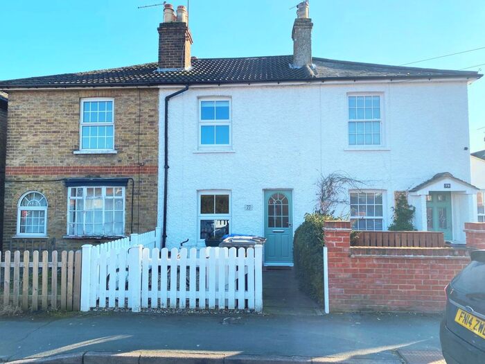 2 Bedroom Terraced House To Rent In Bond Street, Englefield Green, Egham, TW20