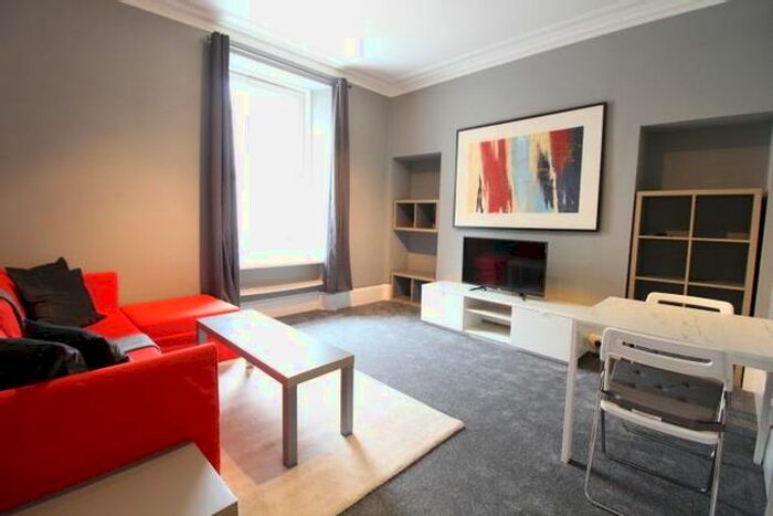 1 Bedroom Flat To Rent In Esslemont Avenue, Aberdeen, AB25