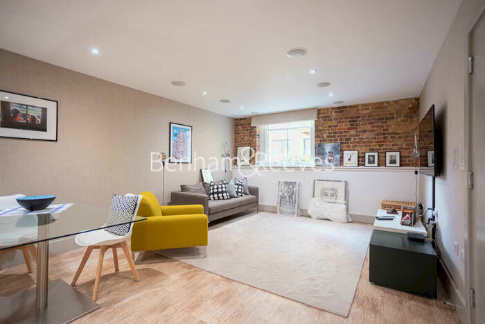 3 Bedroom Terraced House To Rent In Major Draper Street, Royal Arsenal Riverside, SE18