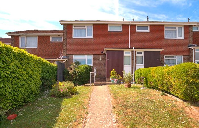 3 Bedroom Terraced House For Sale In Wooteys Way, Alton, Hampshire, GU34