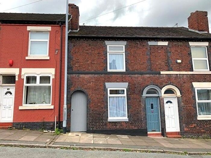 3 Bedroom Terraced House To Rent In Ellgreave Street, Stoke-On-Trent, ST6