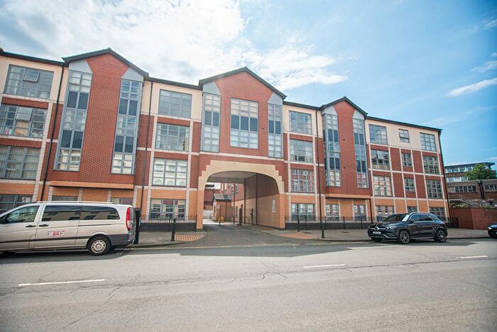 2 Bedroom Flat To Rent In Wright Street, Hull, HU2