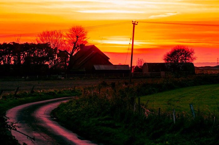 4 Bedroom Detached House For Sale In Caldecot Lane, Romney Marsh, TN29