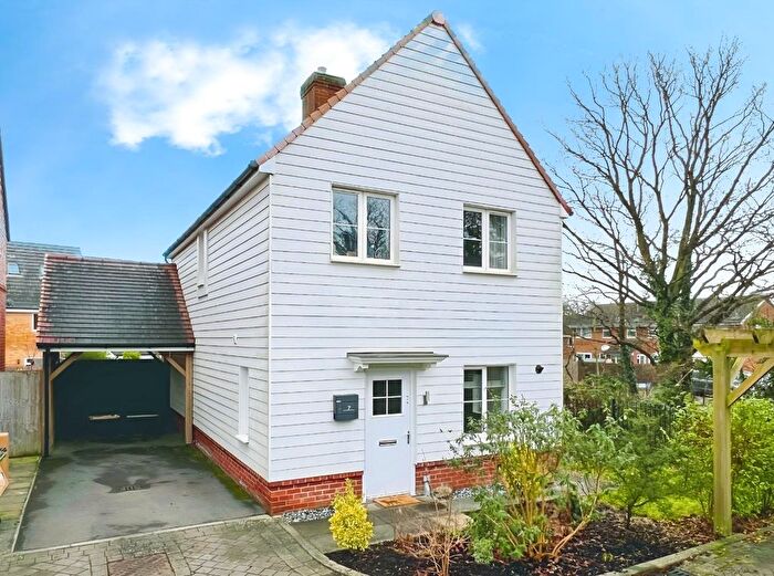 3 Bedroom Detached House For Sale In Bedroom Detached, Repton Park, TN23