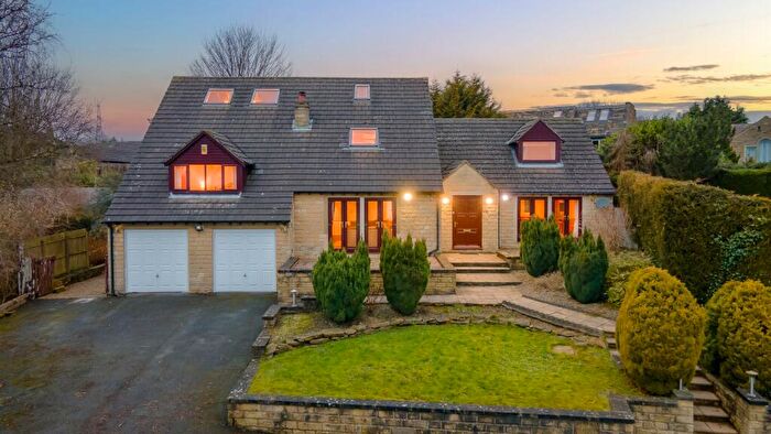 5 Bedroom Detached House For Sale In Hill Croft, Halifax Road, Shelf, Halifax, HX3