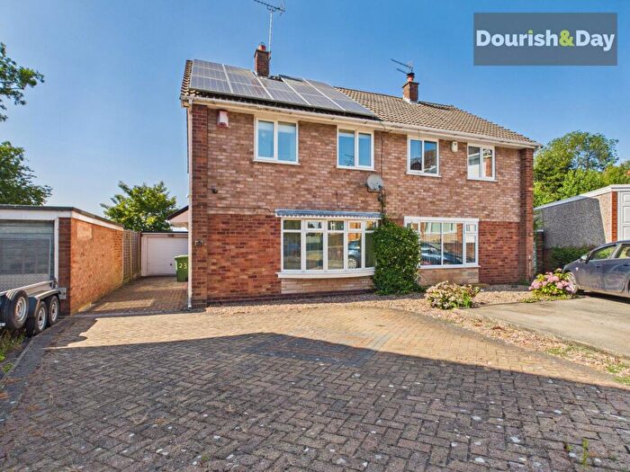 3 Bedroom Semi-Detached House For Sale In Wilkes Wood, Stafford, ST18