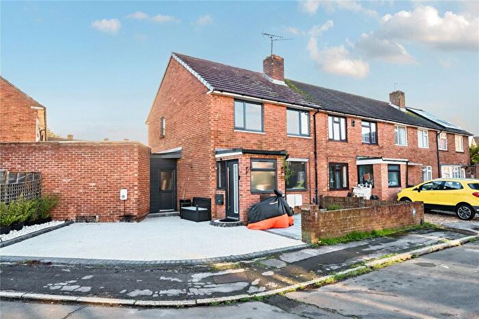 2 Bedroom End Of Terrace House For Sale In Adhurst Road, Havant, Hampshire, PO9