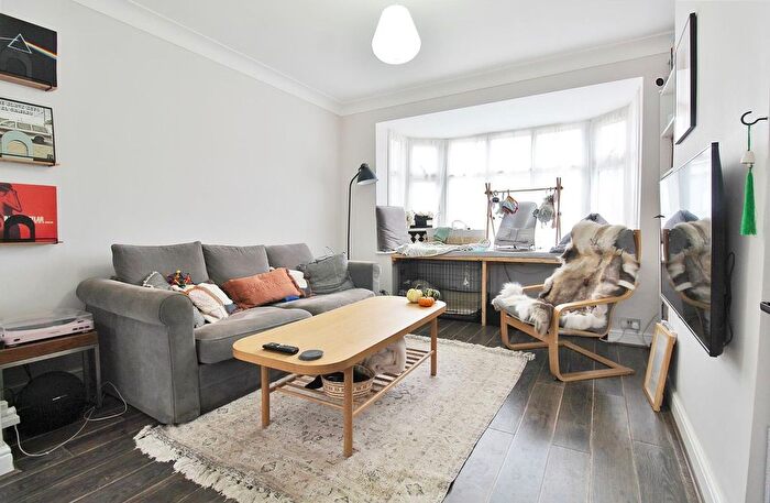 3 Bedroom Semi-Detached House To Rent In Nelson Road, Twickenham, TW2