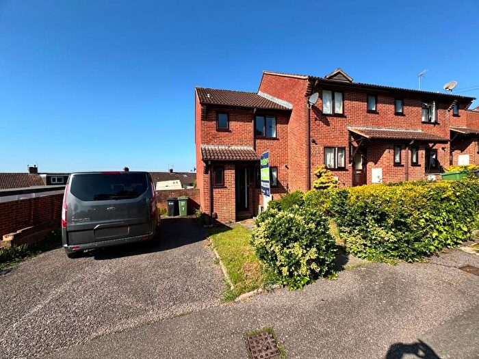 2 Bedroom End Of Terrace House For Sale In Celia Crescent, Exeter, Devon, EX4