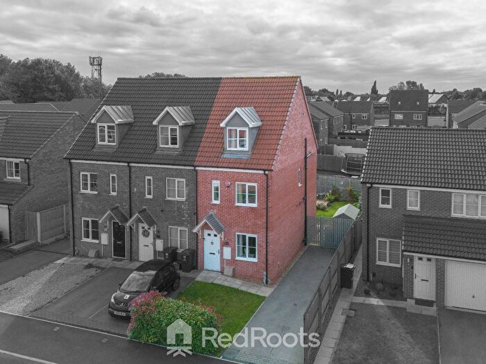 3 Bedroom End Of Terrace House For Sale In Dominion Road, Doncaster, DN5