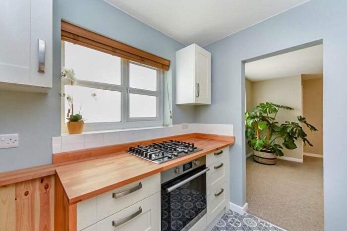 1 Bedroom Apartment For Sale In B Chester Road, Penyffordd, CH4