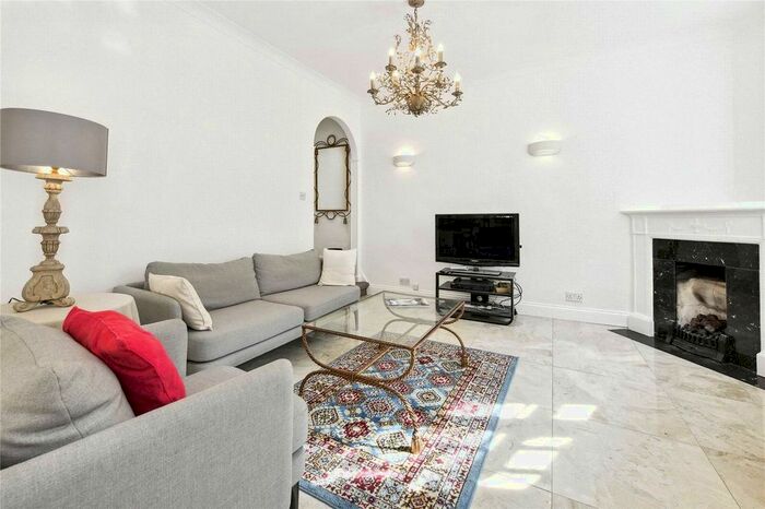 2 Bedroom Property To Rent In Groom Place, London, SW1X