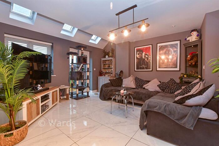 4 Bedroom End Of Terrace House For Sale In Eton Walk, Folkestone, Kent, CT19