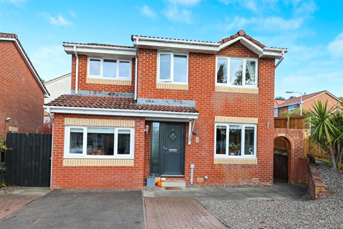 4 Bedroom Detached House For Sale In Pitkevy Gardens, Glenrothes, KY6