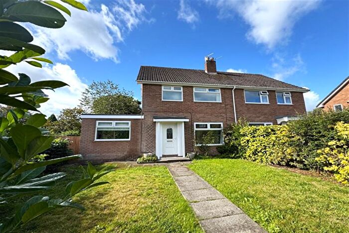 3 Bedroom Semi-Detached House To Rent In Conway Close, Knutsford, WA16