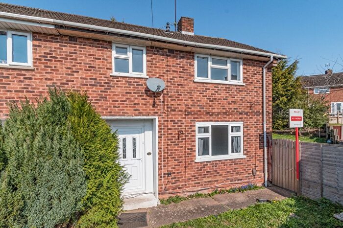 3 Bedroom End Of Terrace House To Rent In Throckmorton Road, Greenlands, Redditch, Worcestershire, B98