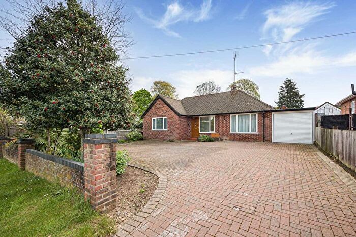 3 Bedroom Detached Bungalow For Sale In Greys Road, Henley-On-Thames, RG9