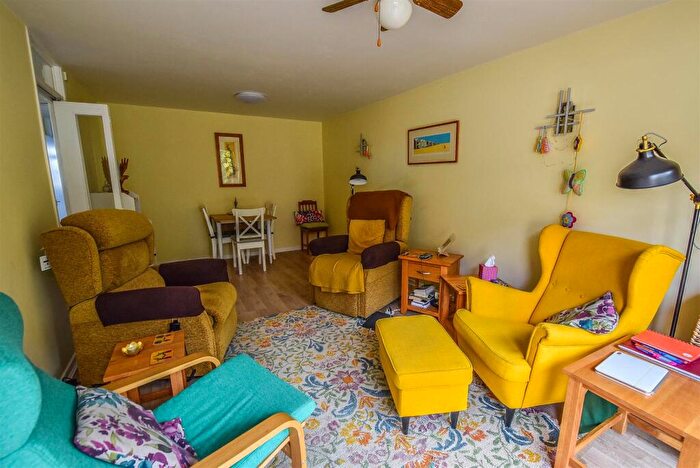 2 Bedroom Semi-Detached Bungalow For Sale In Ryder Close, Cam, GL11