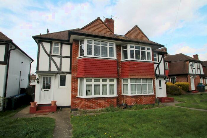 2 Bedroom Maisonette To Rent In Tudor Drive, Morden, SM4