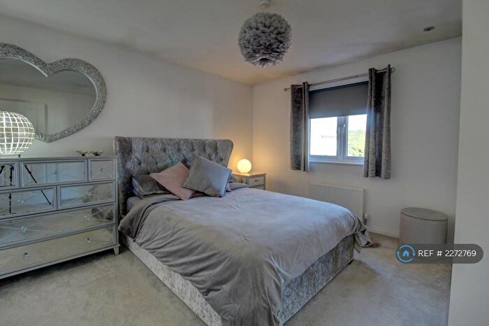 3 Bedroom Semi-Detached House To Rent In Dighty Street, Monifieth, Dundee, DD5