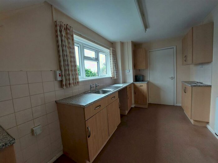 3 Bedroom Terraced House For Sale In Whippingtons Corner, Staunton, Coleford, GL16