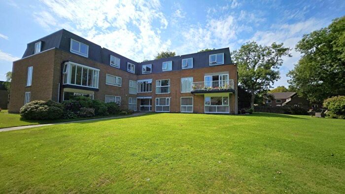 2 Bedroom Apartment For Sale In Flat, Hillside Court, Heaton. Bolton., BL1