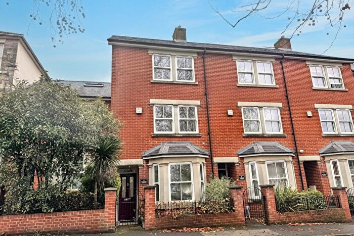 4 Bedroom Terraced House For Sale In Salisbury, SP2