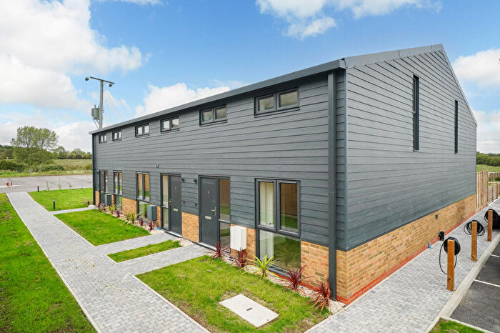 3 Bedroom Barn Conversion For Sale In Aylesbury Road, Rowsham, Aylesbury, HP22
