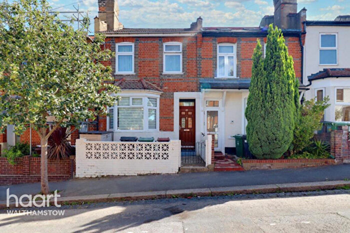 3 Bedroom Terraced House To Rent In Luton Road, London, E17