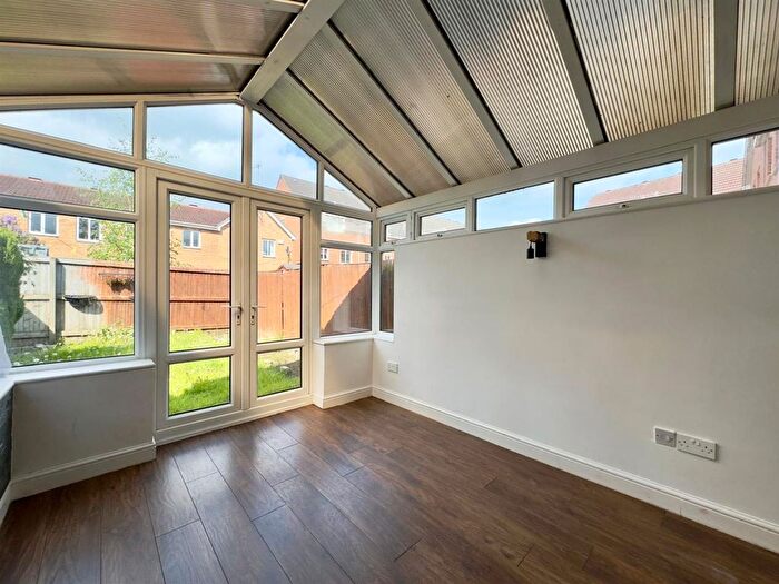 3 Bedroom End Of Terrace House For Sale In Kariba Close, Riverside, S41