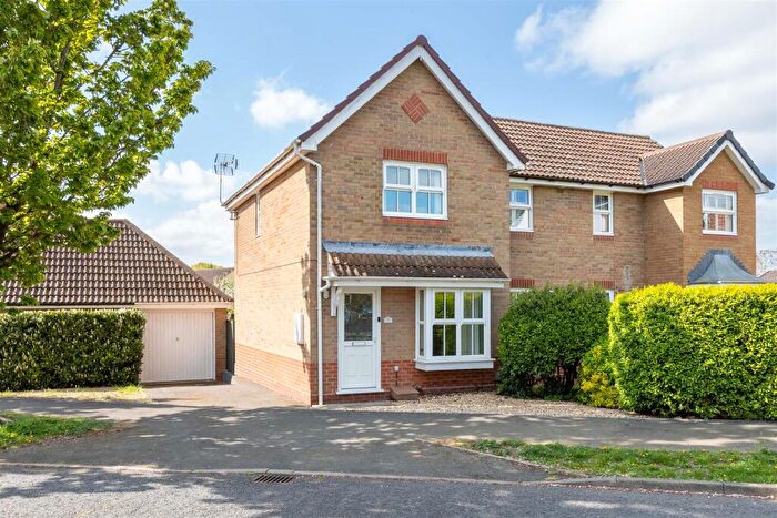 2 Bedroom Semi Detached House For Sale In Kristiansand Way, Letchworth Garden City, SG6