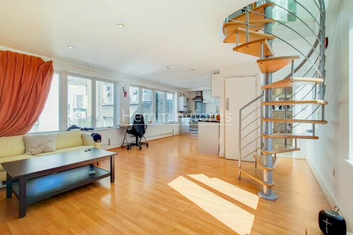 2 Bedroom Flat To Rent In Rivington Street, Shoreditch, EC2A