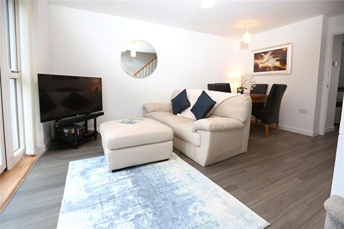 2 Bedroom Terraced House For Sale In Bazeley Road, Waterlooville, Hampshire, PO7