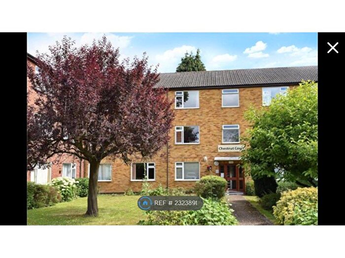 2 Bedroom Flat To Rent In Brackley Road, Kent, BR3